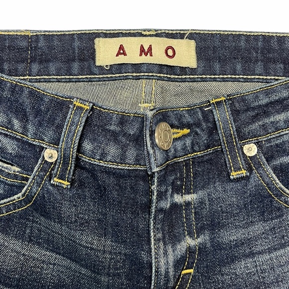AMO | Twist Split-Cuff Jeans in Dark Vintage - Picture 5 of 7